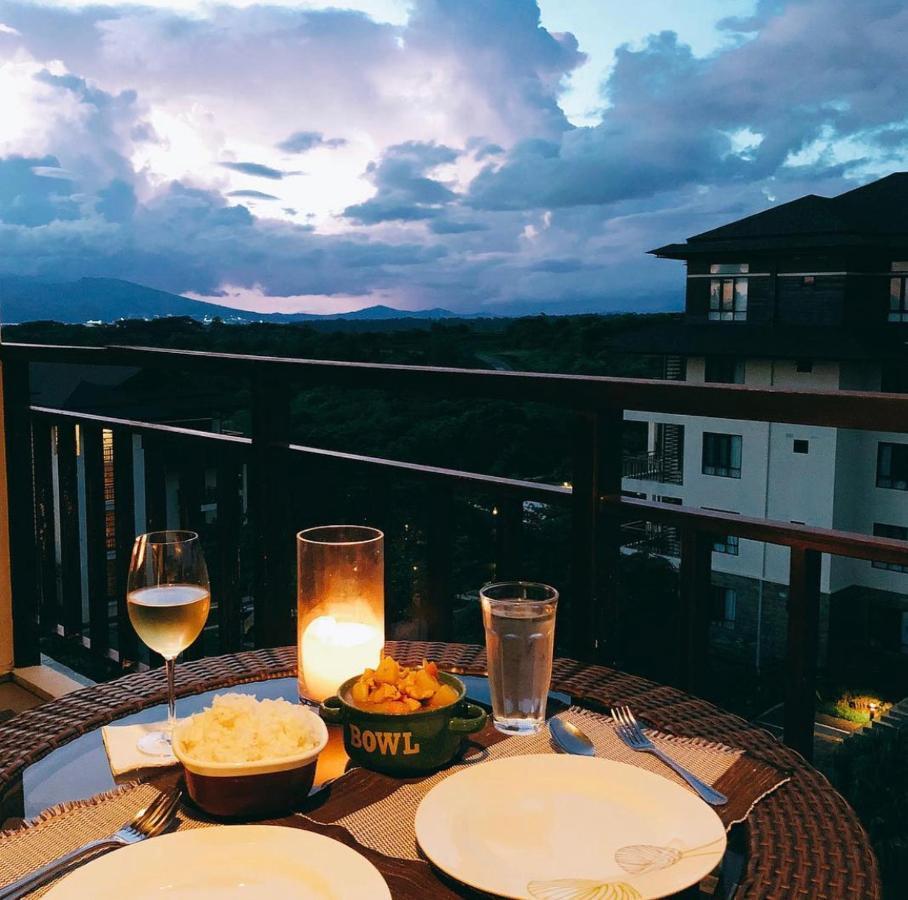 Anvaya Cove Penthouse Unit 10-2 Br. Lägenhet Morong  Exteriör bild
